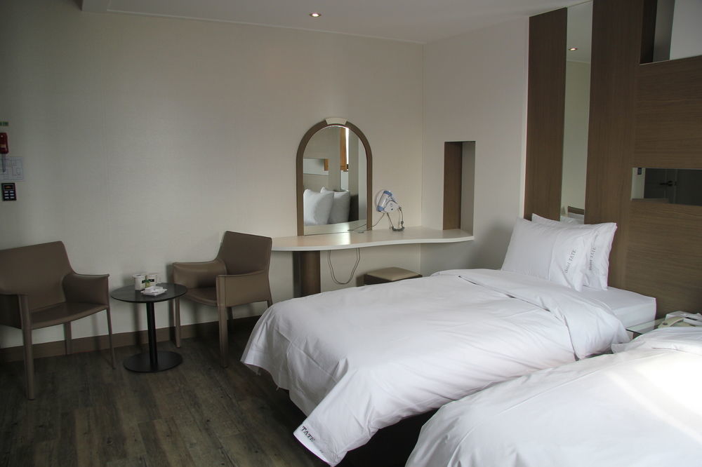 Hotel Tate Suwon Eksteriør billede