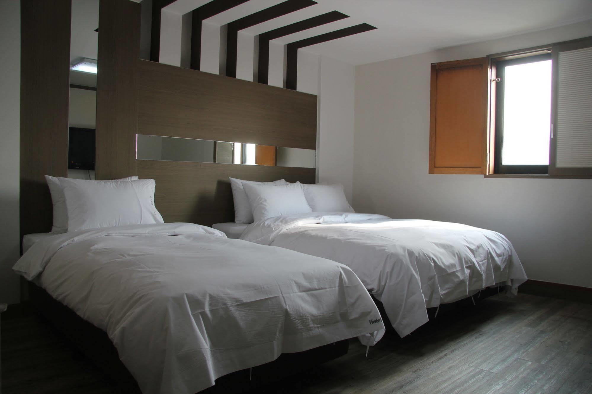 Hotel Tate Suwon Eksteriør billede